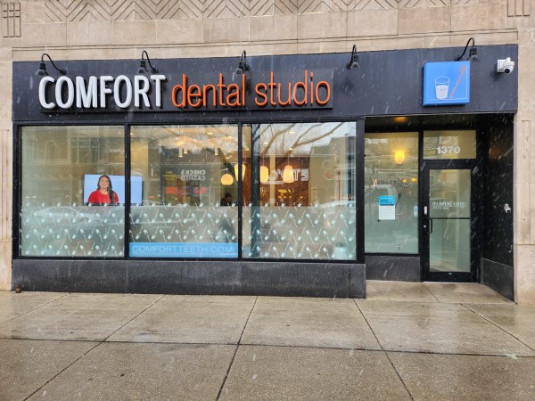 Dentist in Chicago